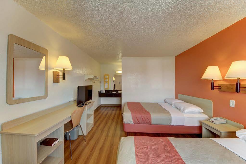 Red Roof Inn San Antonio Northeast - Rittiman Rd Esterno foto